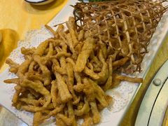 -东方之猪四更烤乳猪(金垦总店)