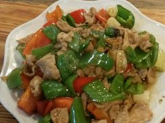 小炒藏猪肉-小锅巴纳西餐厅