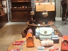 -HEARTISANS手工DIY皮艺体验(安贞环宇荟店)