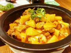 -云海肴·汽锅鸡·云南菜(天山百盛优客店)