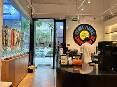 -Dogi&kiki Coffee(中心商务大厦店)