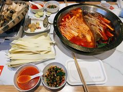 -回·龙虾铺·盆盆蟹·烧烤大排档(回龙观店)