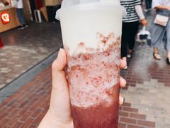 黑提子酸奶奶盖-京馔手工吐司(万达广场济南高新店)