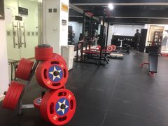 -坚果健身24小时工作室(定西路店)