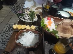 -湊湊火锅·茶憩(新中关购物中心店)