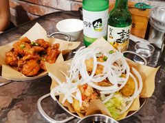 炸鸡翅一半一半-富乐满韩国正宗炸鸡韩国料理(虹泉路店)