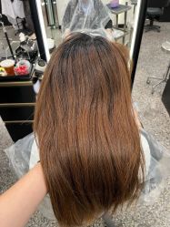 -SWANK SALON