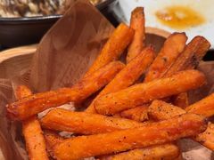 -8PINTS八品脱·日料·烧鸟·精酿小酒馆(莘庄店)