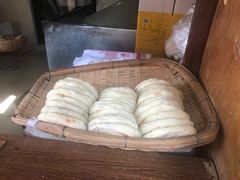 -眼镜粑粑