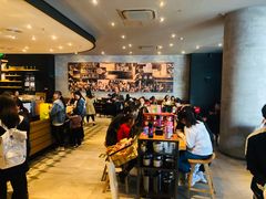 大堂-星巴克臻选(郑州国贸360广场店)