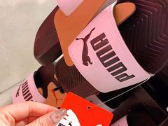 -伯肯黑德角名品折扣购物中心