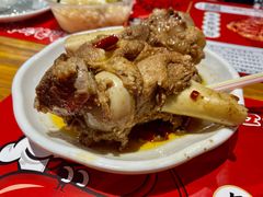 -李双猪·小龙虾·烧烤·羊肉煲(乐山店)