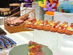 -松咖啡自助餐厅·松北香格里拉