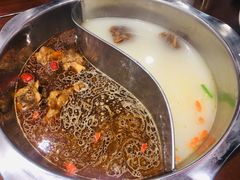 -亿诣蝎府炸酱面羊蝎子火锅(酷车小镇店)