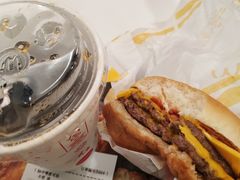 -麦当劳(华融店)