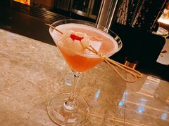 粉红荔枝martini-The ROOF (通盈中心店)