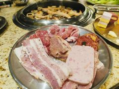 -姜胖胖韩式自助烤肉(光明万达店)