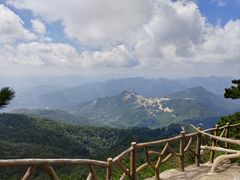 -罗田薄刀峰风景区