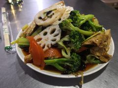 素拼-佰运猪蹄(高陵店)