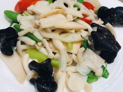 鲜杂菌炒素珍-太兴餐厅(东方广场分店)