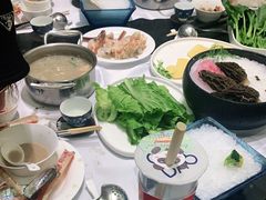 -红鼎豆捞·非遗鲍皇汤火锅(宝丰路店)