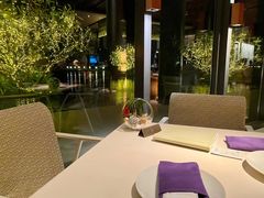 -柏悦酒店-沁园牛排海鲜西餐厅