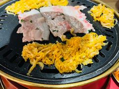-西塔老太太泥炉烤肉(双井店)