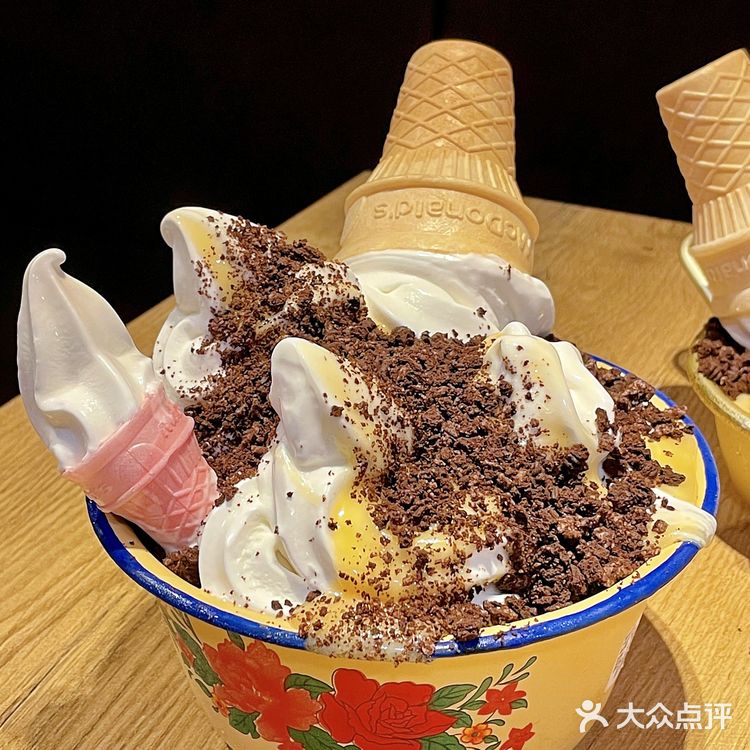 麦当劳绝了！实现免费麦旋风自由🆓自带碗不装满不走❗️