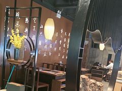 -呷哺呷哺 小火锅 (浦东新欧尚超市店)