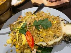 -大头虾越式风味餐厅(光明广场店)