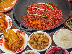 -萍姐火锅·公路夜市(武汉首店)