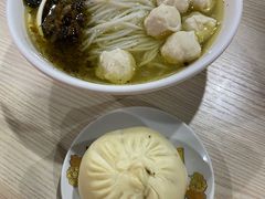 -老滕家过桥米线(金鱼胡同店)