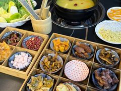 -野菌皇海景野生菌火锅(滨海大道店)