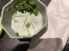 -蘸小院铁锅炖·蘸酱菜·东北菜(怀远门店)