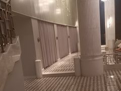-浅深(世茂滨江精品店)