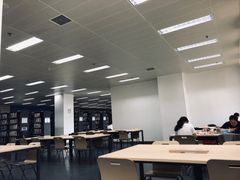 -武汉理工大学（南湖新校区）-图书馆