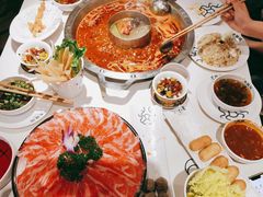 -大龙燚火锅(天安云谷店)
