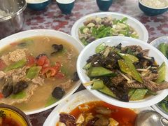 -曾氏肥肠馆(凯瑞雅居店)