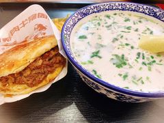 羊肉汤（多肉）-穆得·老周家牛肉烧饼(普利街店)