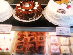 -红宝石·鲜奶小方·海派西点房(南丹店)
