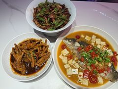 -鑫小城故事·藕汤·家常菜(台北一路总店)
