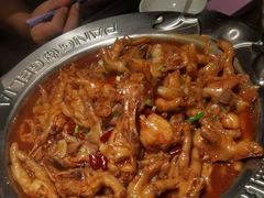 鸡爪煲-胖哥俩肉蟹煲(石家庄长安万达店)