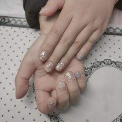 -花颜里美甲美睫