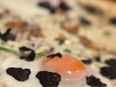 -JINNS锦时 steak&pizza(浸信会礼拜堂旧址店)
