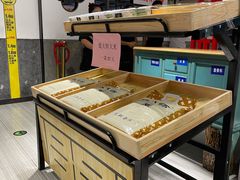 面包甜点陈列柜-玫瑰花园自助烤肉(顺义鑫海韵通店)