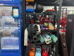 -坚果健身24小时工作室(定西路店)