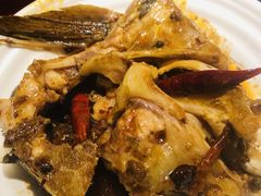 -张大胡子鱼头火锅酒楼(长益路店)