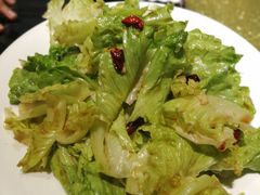 炝拌生菜-刘胖子家常菜·蹄花焖藕(中央花园店)