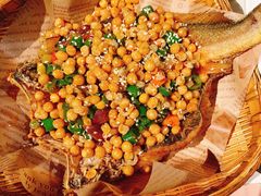 黄花鱼-胡桃里音乐酒馆(罗湖HALO广场店)