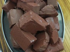 -周良天山牛杂城(天山路总店)